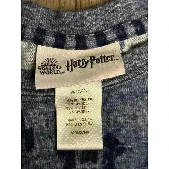 Wizarding World Harry Potter Women's Gray Graphic Long Sleeve Top L - Picture 3 of 6
